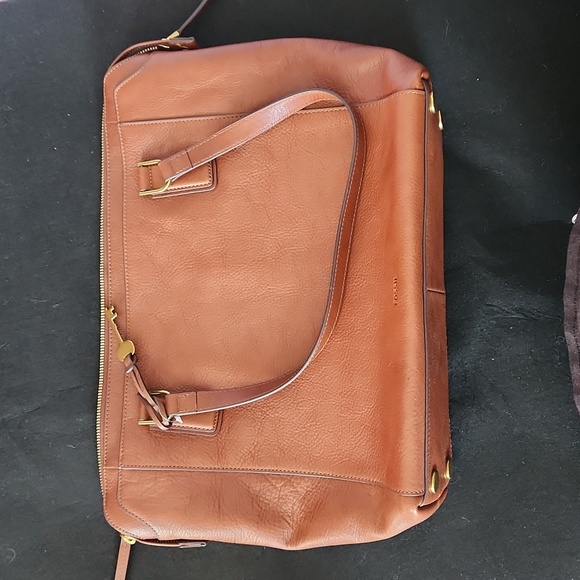Brown leather Fossil tote - Picture 2 of 4